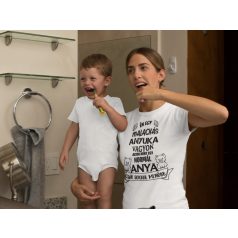 Én egy malacos anyuka vagyok... női póló