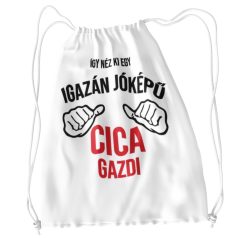 Így néz ki egy igazán jóképű cica tornazsák