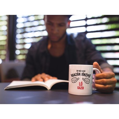 Így néz ki egy igazán jóképű ló gazdi bögre