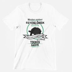   Minden ember egyenlőnek születik, de csak a legjobbak lesznek teknős férfi póló