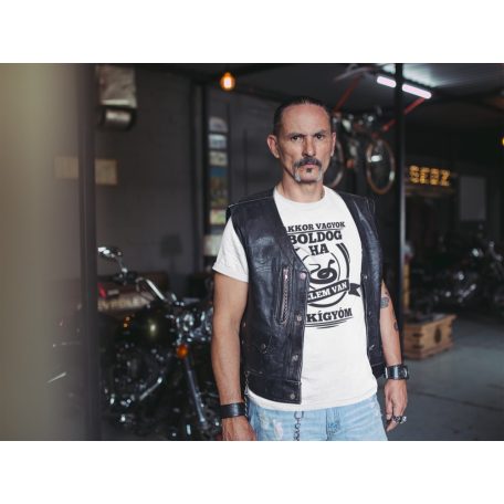 Akkor vagyok boldog, ha velem van a kígyóm férfi póló