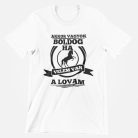 Akkor vagyok boldog, ha velem van a lovam férfi póló